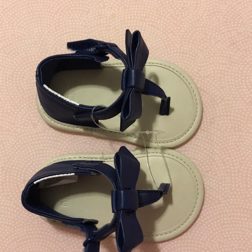 Gymboree size 2 baby shoes
